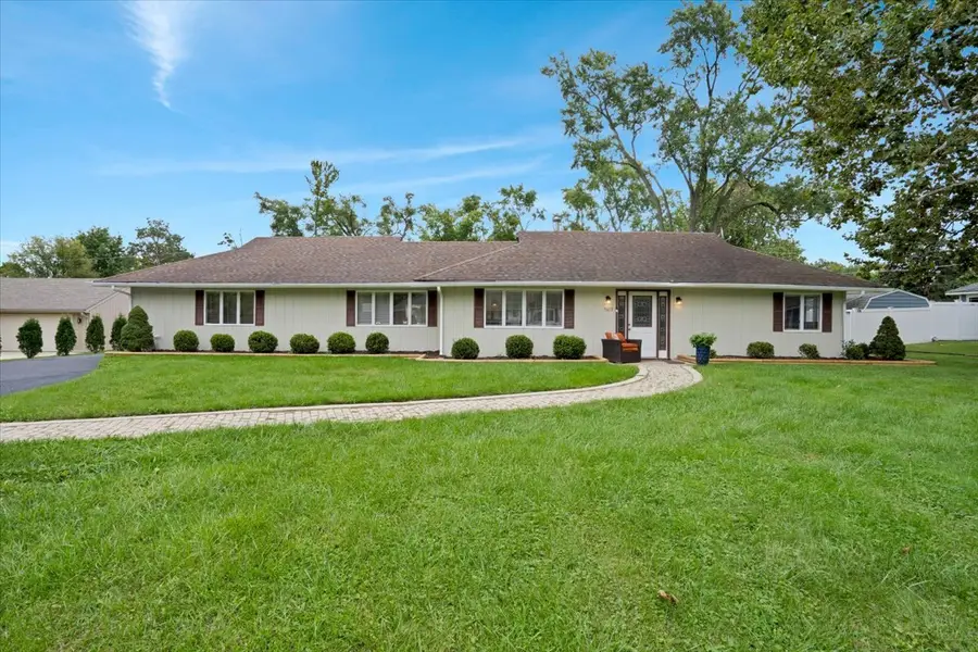 5613 Howard Avenue, La Grange Highlands, IL 60525 - #2