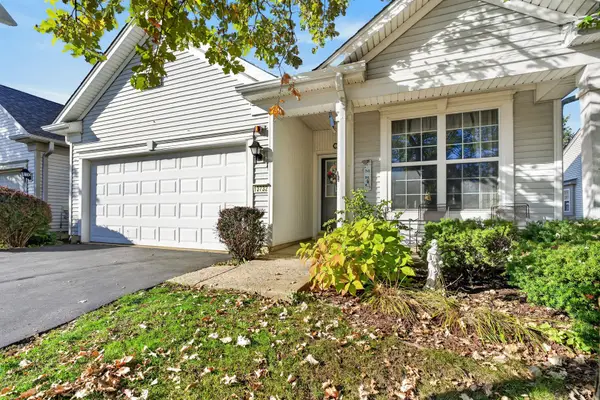 13732 Pineview Drive, Huntley, IL 60142