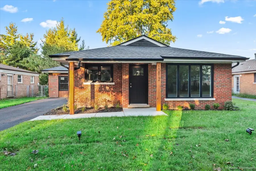 10812 S Keeler Avenue, Oak Lawn, IL 60453 - #2