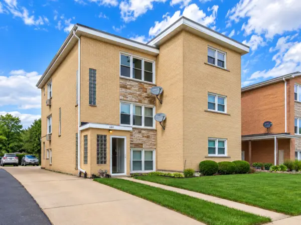 Address Withheld By Seller, Des Plaines, IL 60016