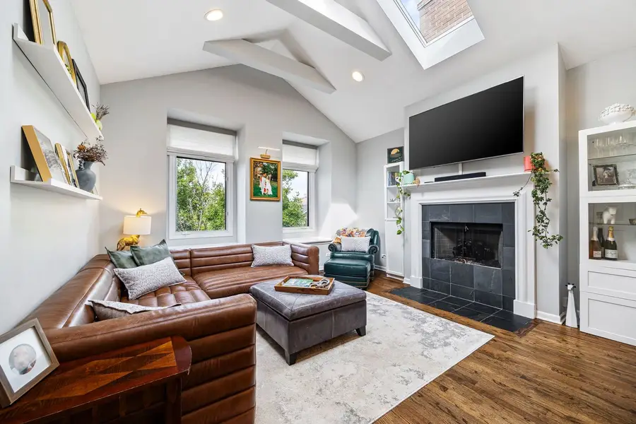 3111 N Seminary Avenue #3N, Chicago, IL 60657 - #2