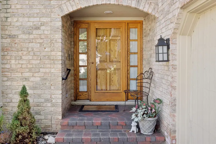 24 Tartan Lakes Court, Westmont, IL 60559 - #3