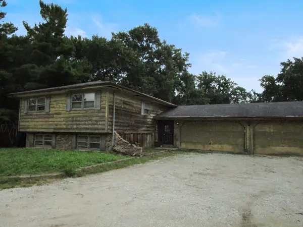 2659 Hobson Road, Downers Grove, IL 60516