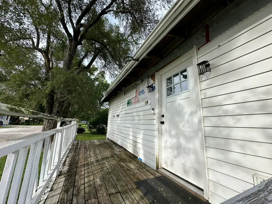 1702 Guion Street, Ottawa, IL 61350 - #2