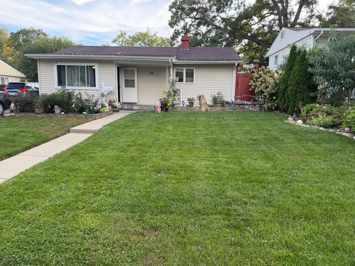 25 Meadowlark Lane, Carpentersville, IL 60110 - #1