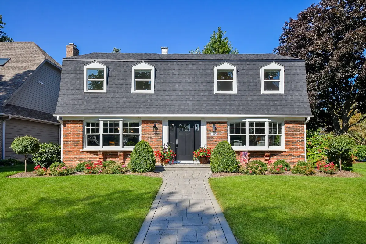 196 Kenilworth Avenue, Glen Ellyn, IL 60137 - #1