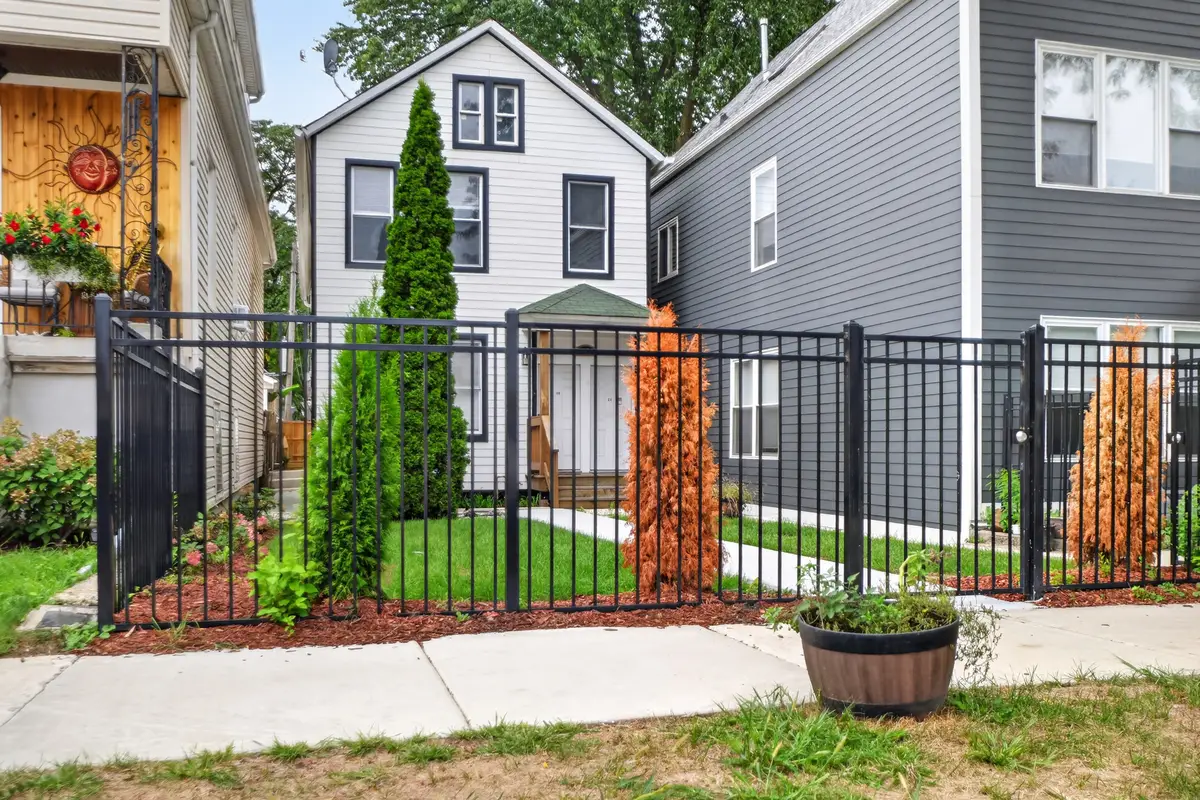 2818 N Drake Avenue, Chicago, IL 60618 - #1