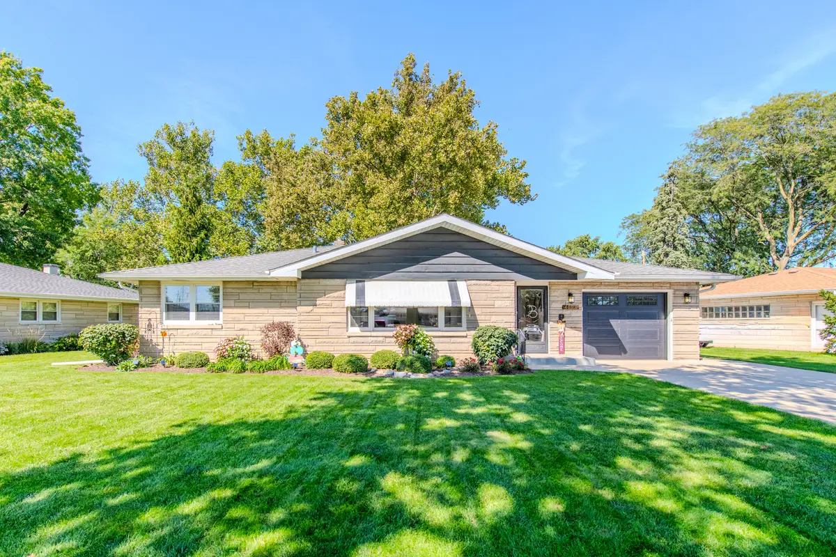 405 Bevan Drive E, Joliet, IL 60435 - #1