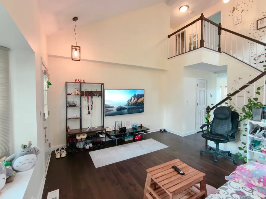 230 Carlisle Avenue, Westmont, IL 60559 - #2