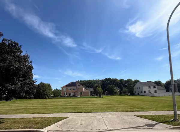 1441 Blume Drive, Elgin, IL 60124
