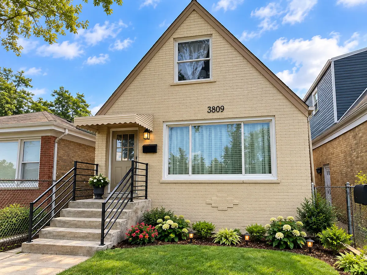 3809 W Wabansia Avenue, Chicago, IL 60647 - #1