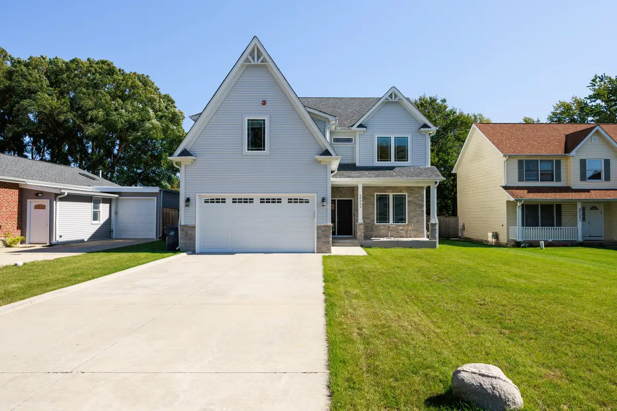 20553 N Horatio Boulevard, Prairie View, IL 60069 - #1