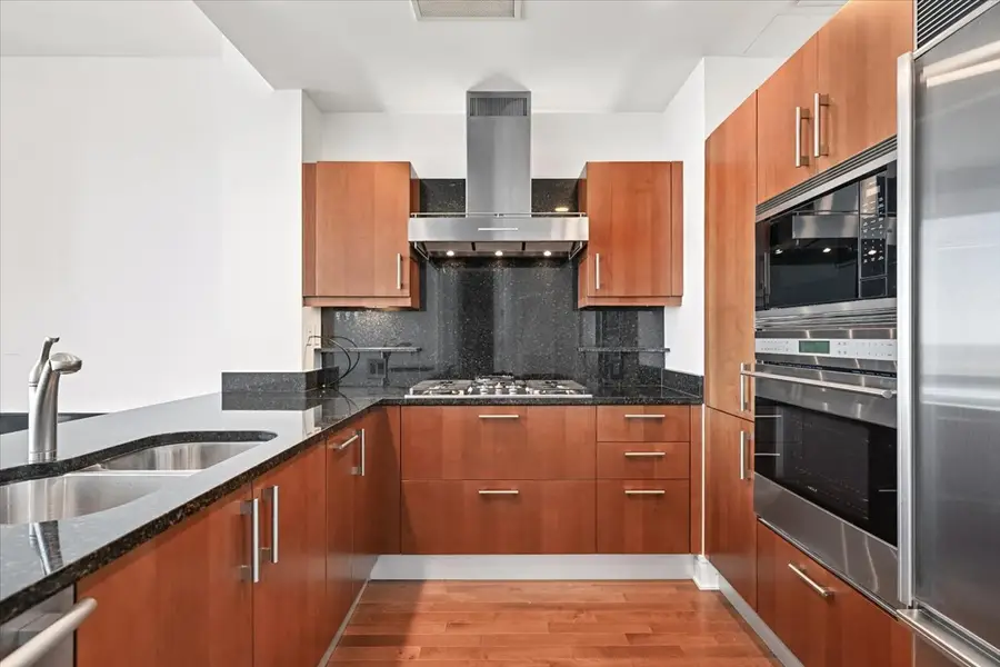 401 N Wabash Avenue #48E, Chicago, IL 60611 - #3