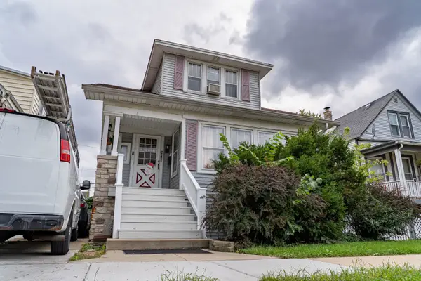 5023 W Eddy Street, Chicago, IL 60641
