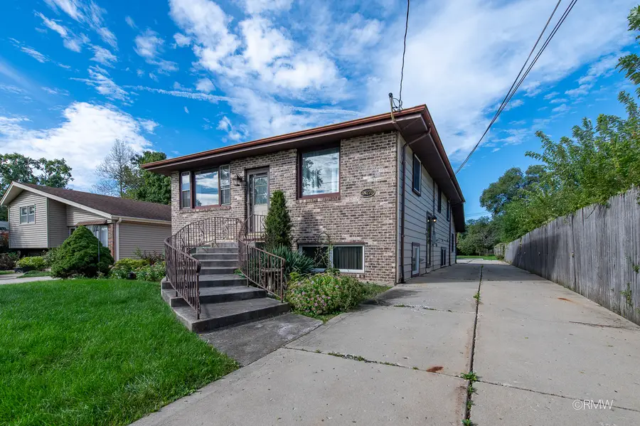 4 N 270 9th Avenue, Addison, IL 60101 - #3