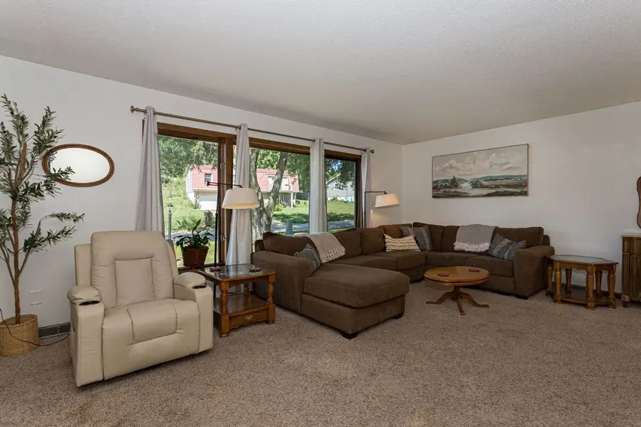 31 Park Avenue, Park View, IA 52748 - #3