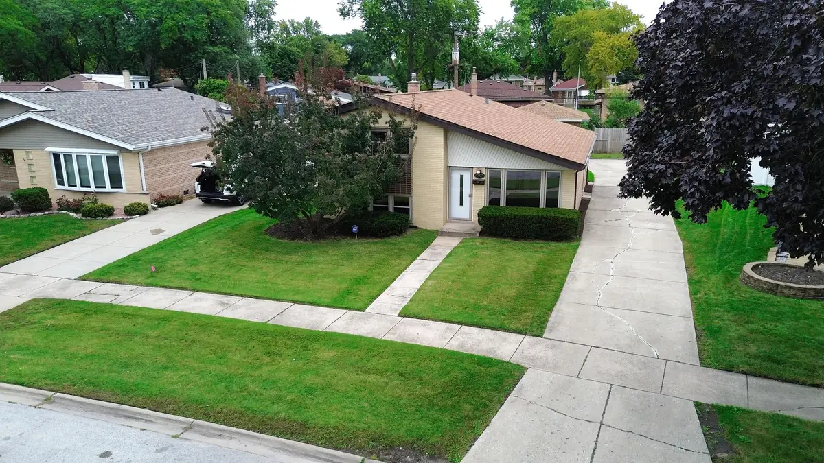 10107 Lawrence Court, Oak Lawn, IL 60453 - #1