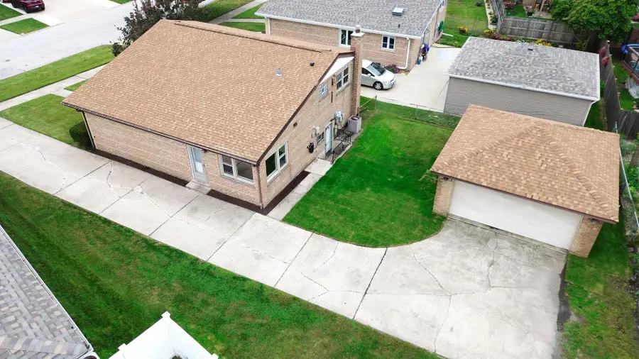 10107 Lawrence Court, Oak Lawn, IL 60453 - #2