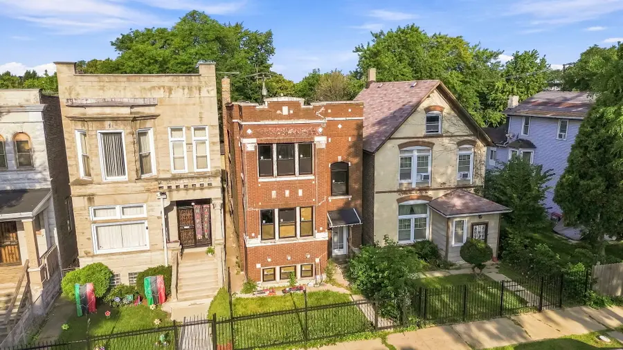 2112 S Drake Avenue, Chicago, IL 60623 - #2