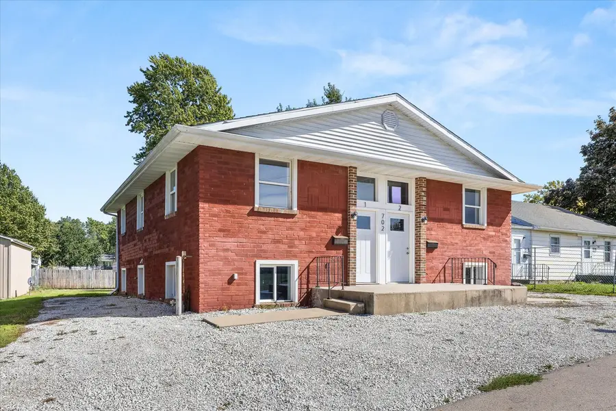 702 4th Avenue, Ottawa, IL 61350 - #3