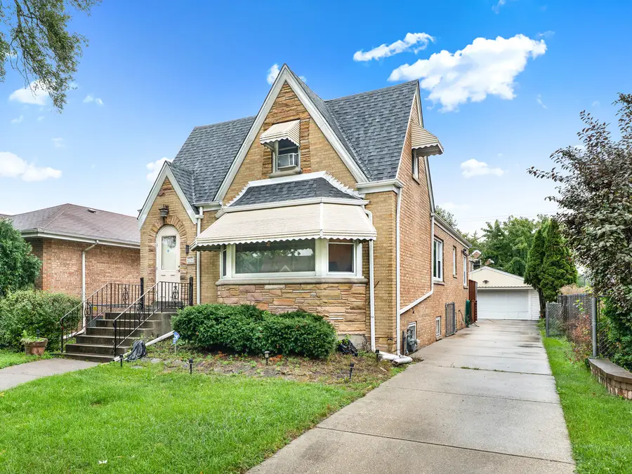 1733 N 73rd Avenue, Elmwood Park, IL 60707 - #2