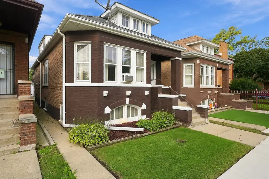5708 S Richmond Street, Chicago, IL 60629 - #2