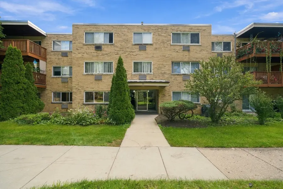 702 Dempster Street #G4, Mount Prospect, IL 60056 - #2