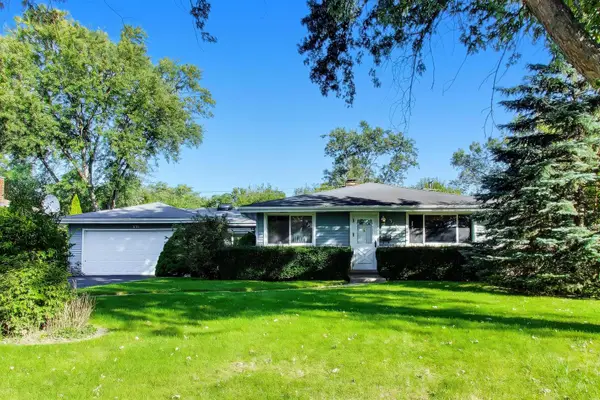 3136 Bellwood Lane, Glenview, IL 60026