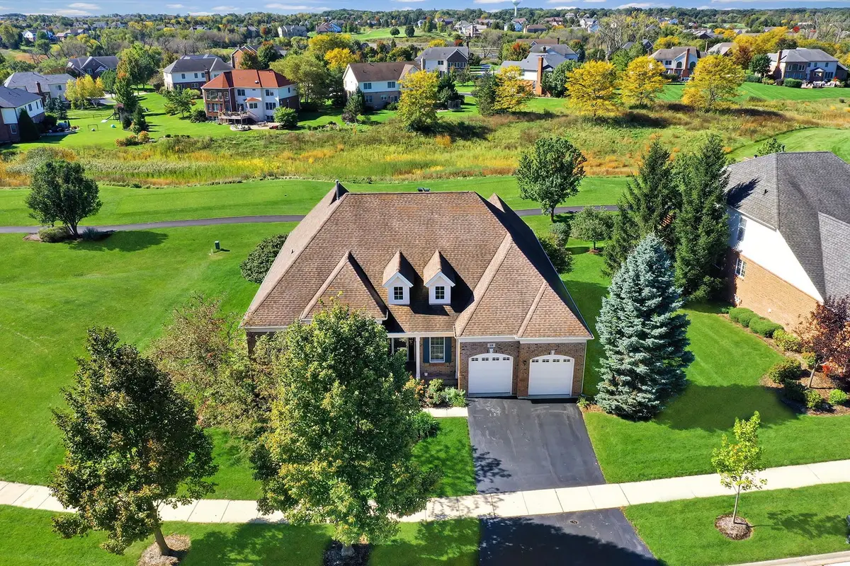 19 Eagle Ridge Drive, Hawthorn Woods, IL 60047 - #1