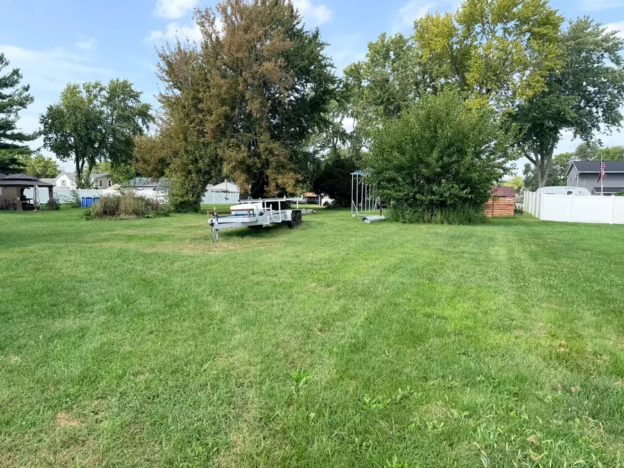 420 Richards Street, Oglesby, IL 61348 - #2