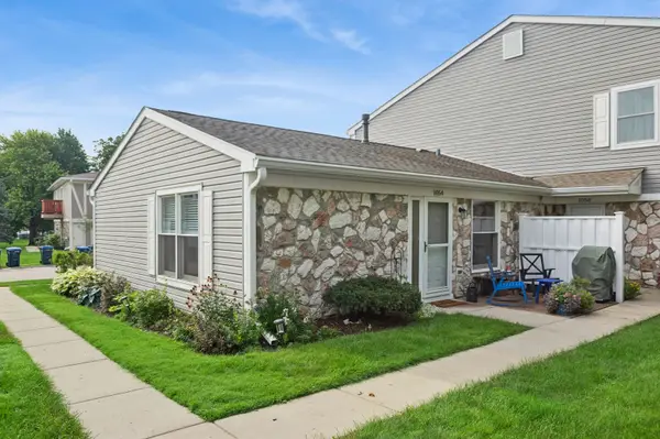 1054 Brunswick Harbor, Schaumburg, IL 60193