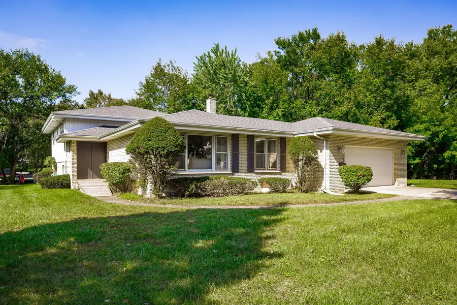 1038 S Sunset Avenue, Elmhurst, IL 60126 - #2