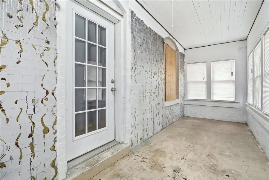 2915 Enoch Avenue, Zion, IL 60099 - #3