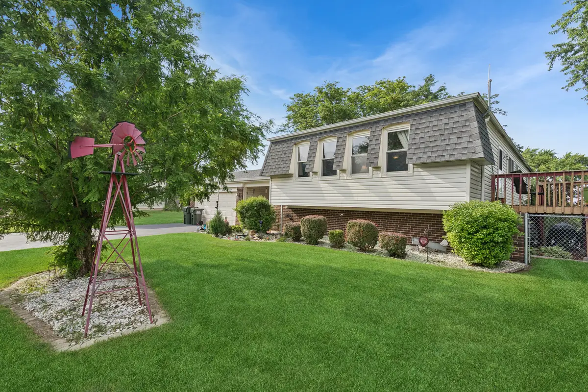 330 Shield Court, Bolingbrook, IL 60440 - #1