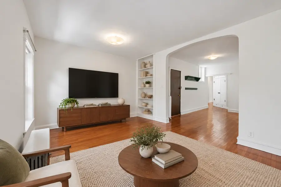 5715 S Blackstone Avenue #2S, Chicago, IL 60637 - #2