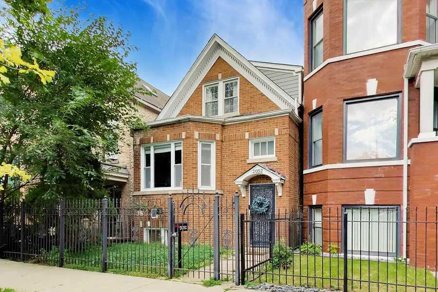 2052 N Whipple Street, Chicago, IL 60647 - #2