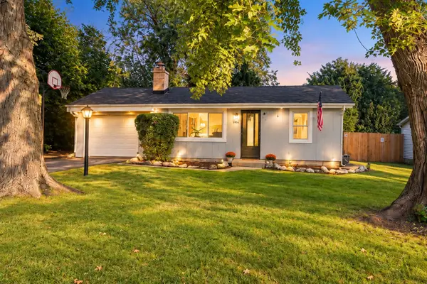 3914 Woodstock Street, Wonder Lake, IL 60097