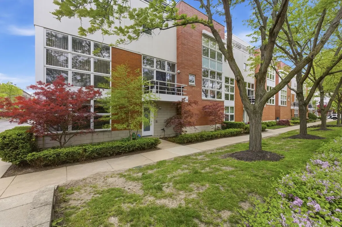 Address Withheld By Seller, Chicago, IL 60657 - #1