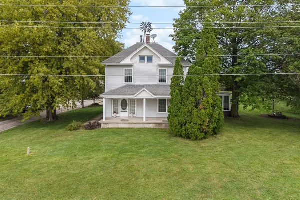 28525 94th Avenue N, Hillsdale, IL 61257
