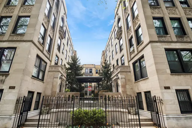 3606 N Pine Grove Avenue #4J, Chicago, IL 60613 - #1