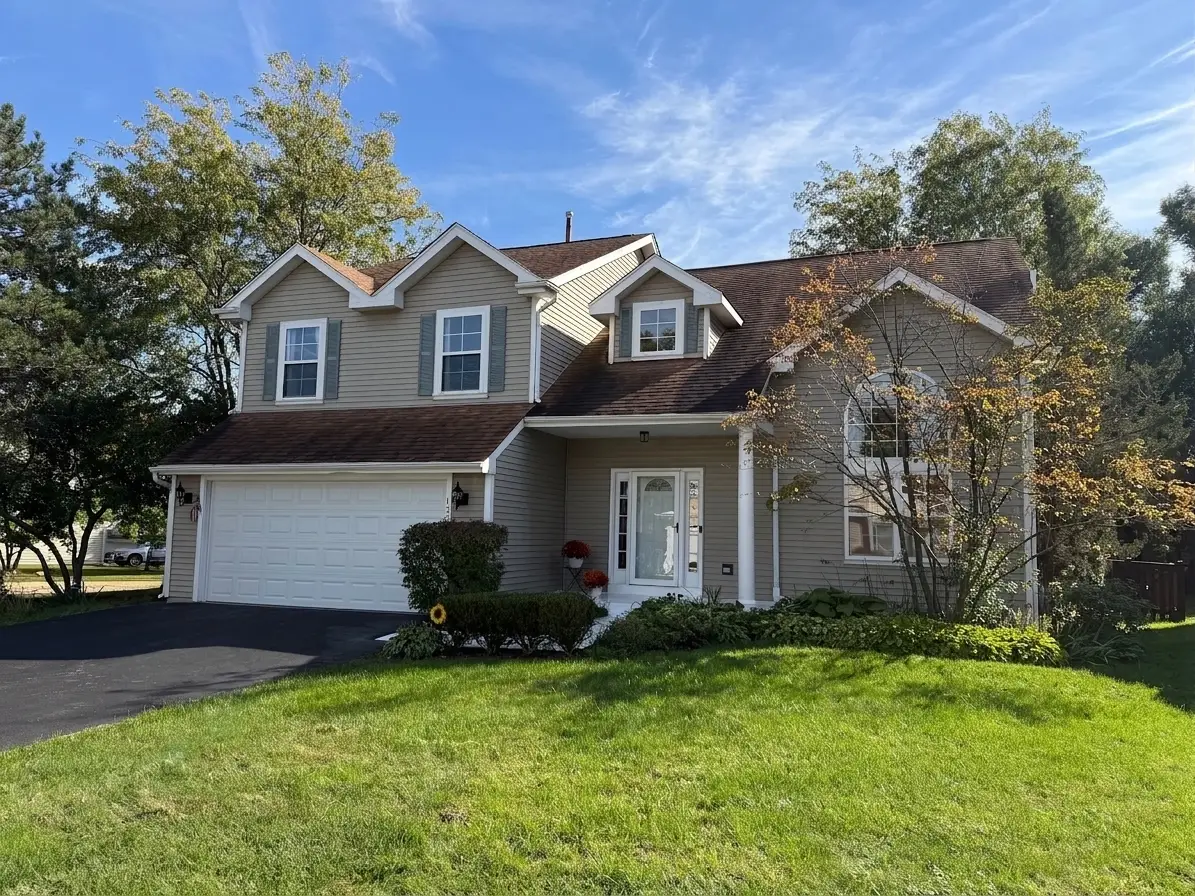 139 N Crooked Lake Lane, Lindenhurst, IL 60046 - #1