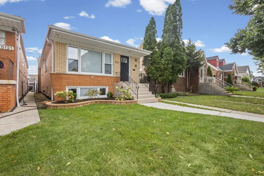 5123 S Lotus Avenue, Chicago, IL 60638 - #2