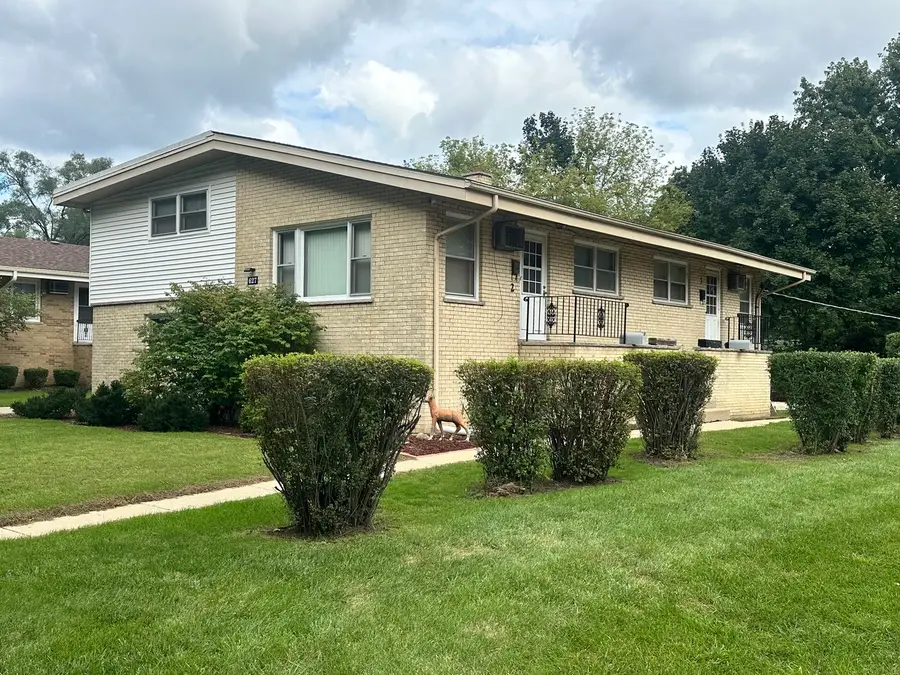 627 Ryan Lane, West Dundee, IL 60118 - #2