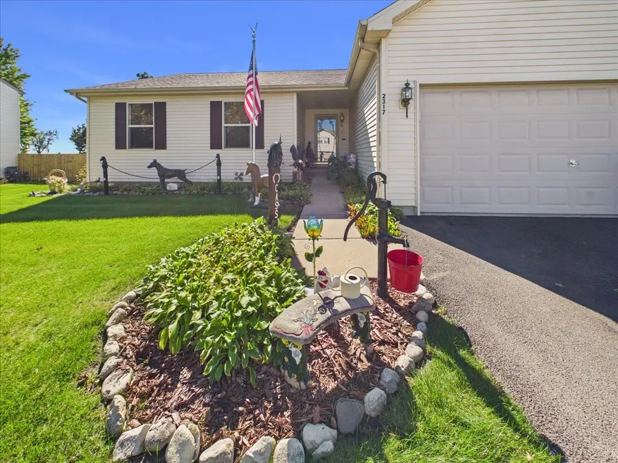 2317 Westfield Lane, Belvidere, IL 61008 - #3