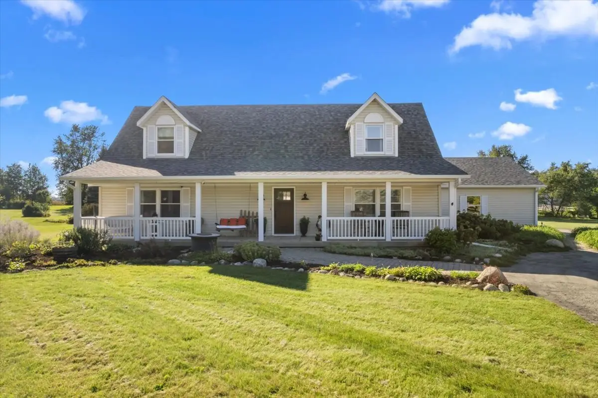9N424 Tamara Drive, Elgin, IL 60124 - #1