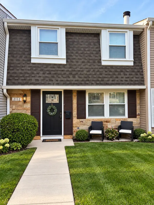 2112 Stanley Court, Schaumburg, IL 60194