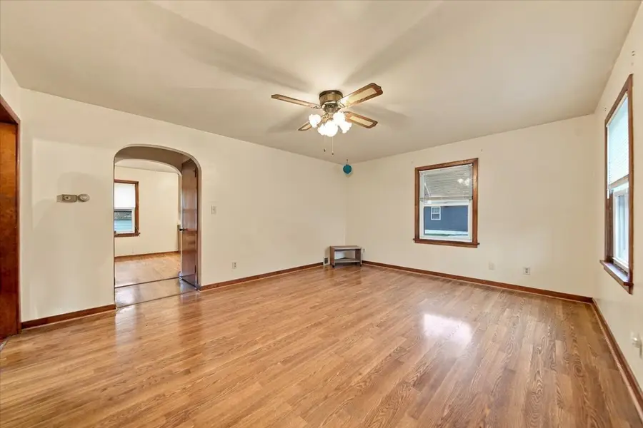 1502 Avenue K, Sterling, IL 61081 - #2