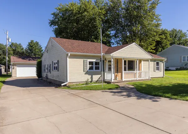 1013 12th Street, Silvis, IL 61282