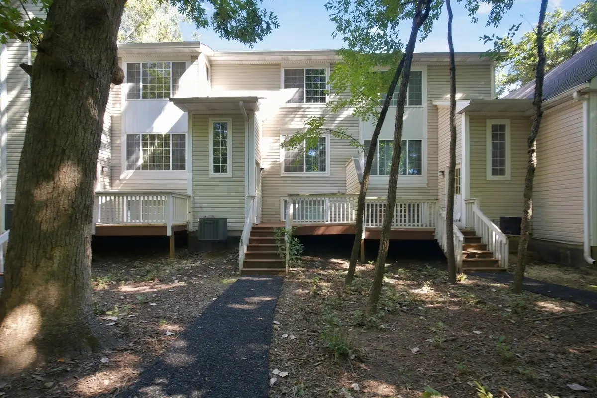 280 W Treehouse Lane, Round Lake, IL 60073 - #1