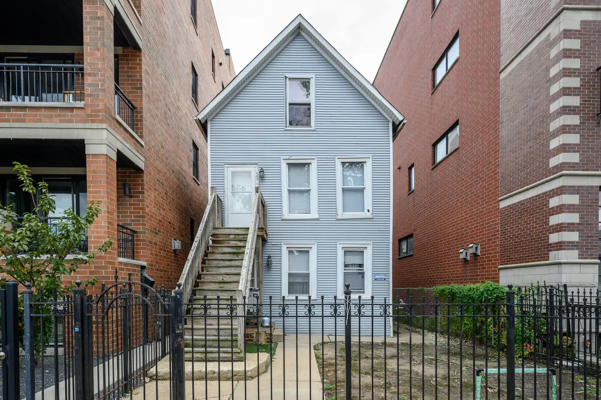 3311 N Sheffield Avenue, Chicago, IL 60657 - #1